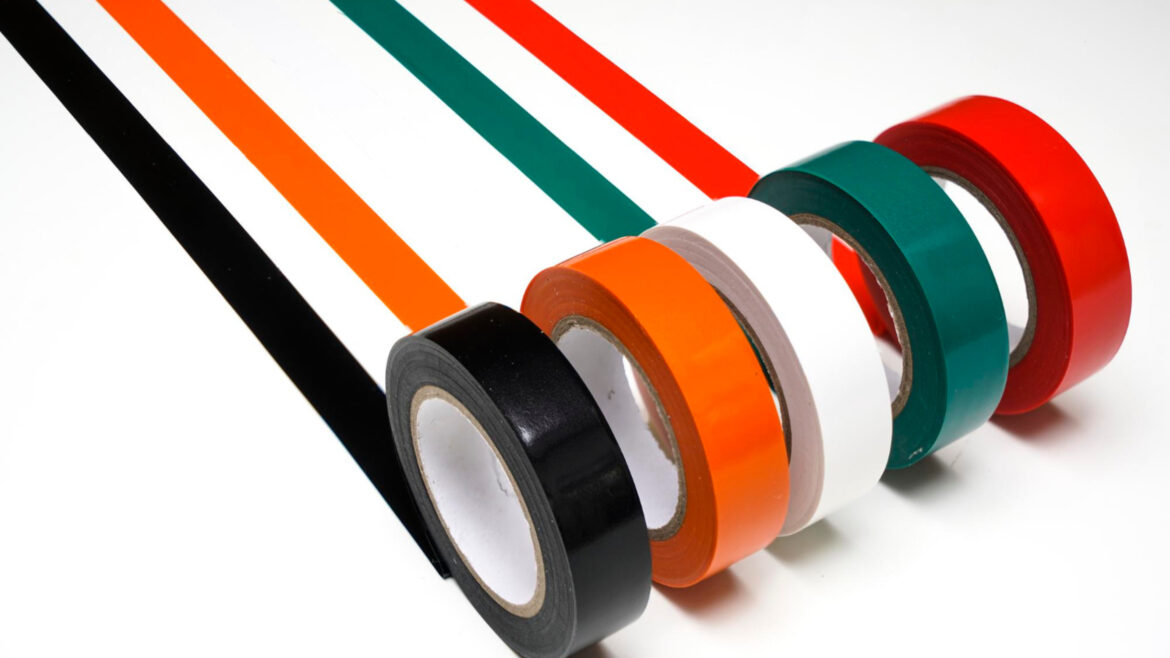 Top 4 des meilleurs fabricants de feuillards pour l’emballage industriel en 2025